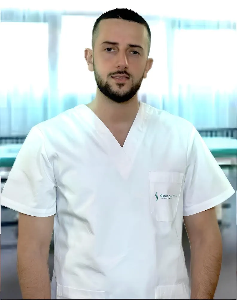 Elie Slomczynski, ostéopathe D.O.